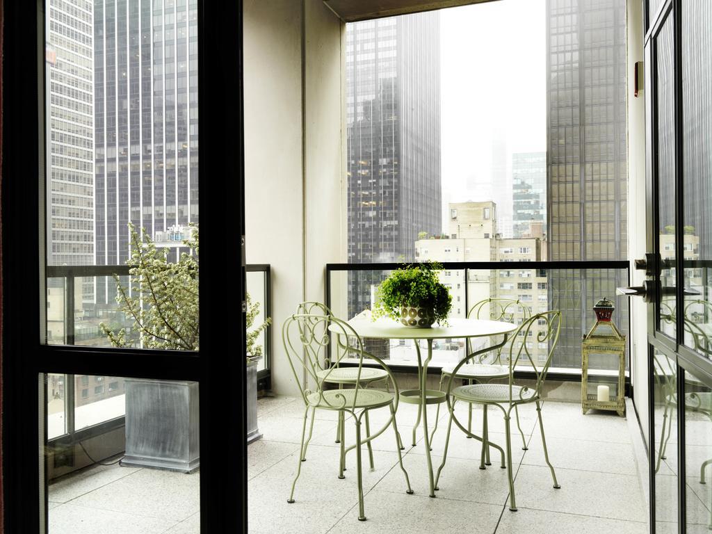 The Whitby Hotel New York Exterior photo